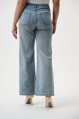 Classic Wide - Leg Stretch Jeans Light Blue Denim - Dresses Boutique B.V.