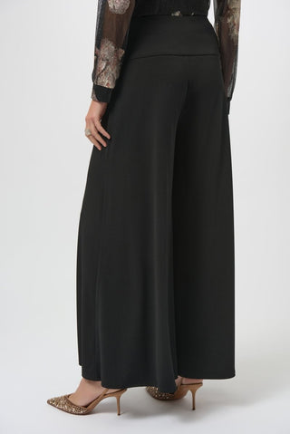 Moss Crepe Knit Flared Pants - Dresses Boutique B.V.