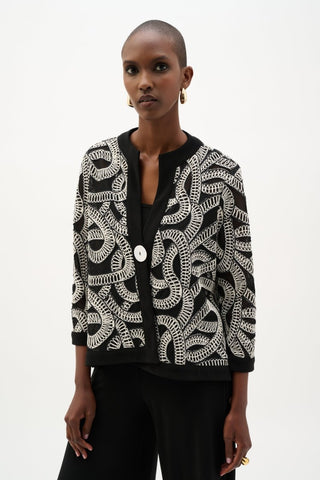 NoveltyMeshAbstractPrintSwingJacket_BlackOffwhite_2