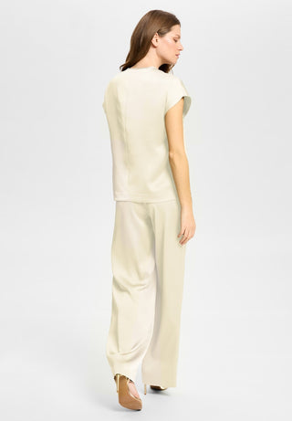 Satintopwithv-neck_ChampagneBeige_4