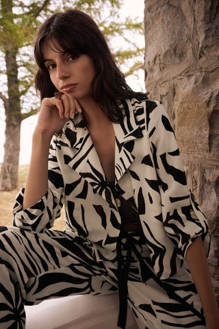 Woven Gauze Tropical Print Boxy Blazer - Dresses Boutique B.V.