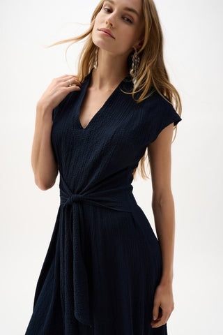 Woven seersucker fit and flare dress - Dresses Boutique B.V.