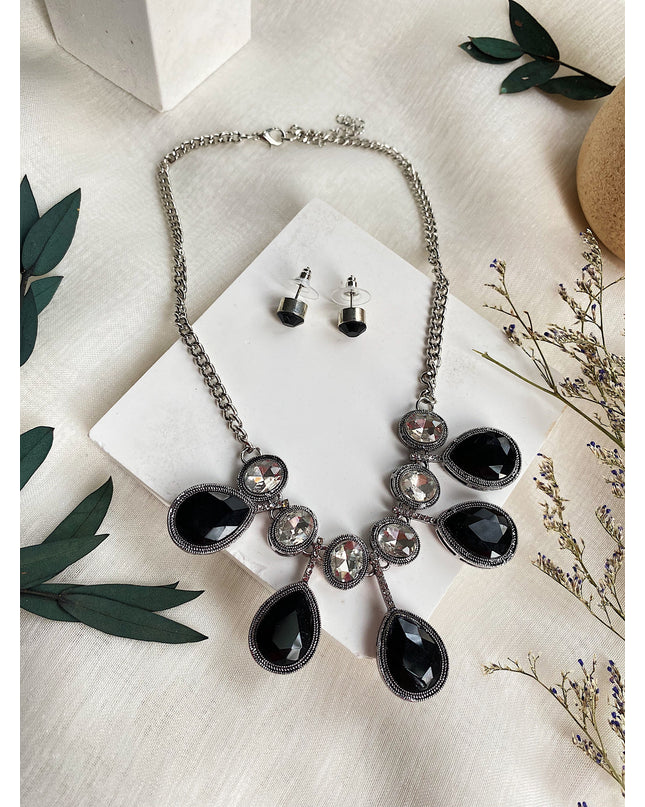 Dresses Boutique - Classy necklace set -  - OneSize / Black - Dresses Boutique jurkenwinkel Sittard